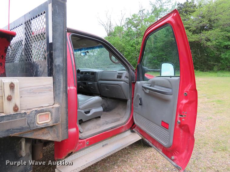 image for item DE8027 2002 Ford F550 Super Duty XL dump flatbed truck