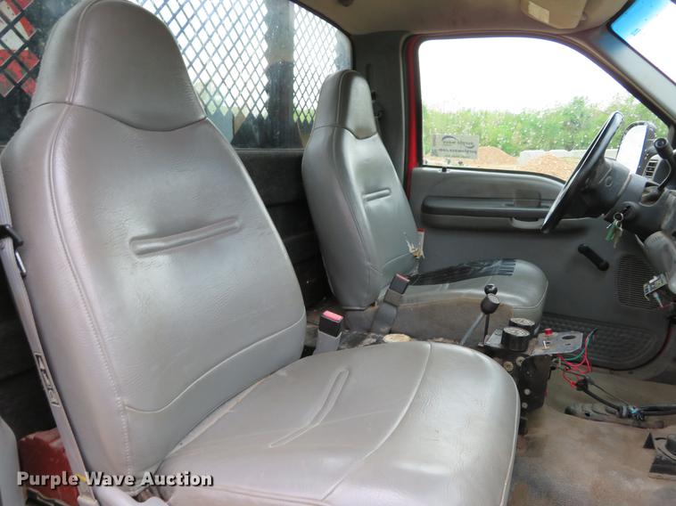 image for item DE8027 2002 Ford F550 Super Duty XL dump flatbed truck