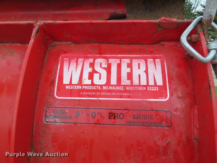 image for item DE8027 2002 Ford F550 Super Duty XL dump flatbed truck