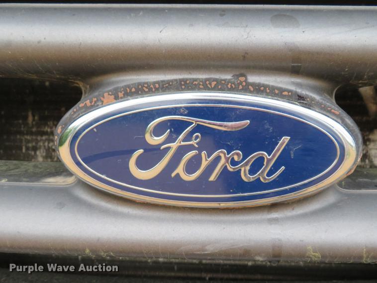 image for item DE8027 2002 Ford F550 Super Duty XL dump flatbed truck