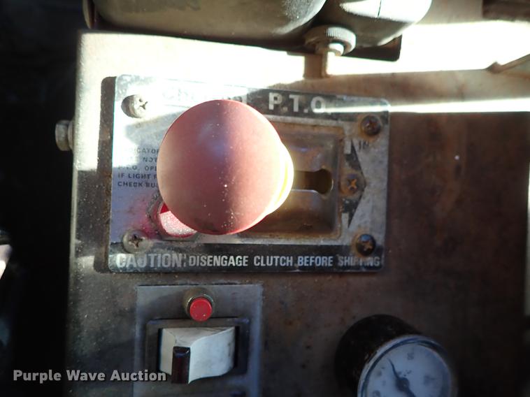 image for item DF1130 1991 International 4900 dump truck