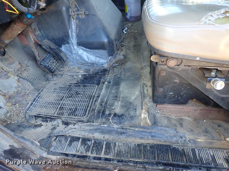 image for item DF1130 1991 International 4900 dump truck