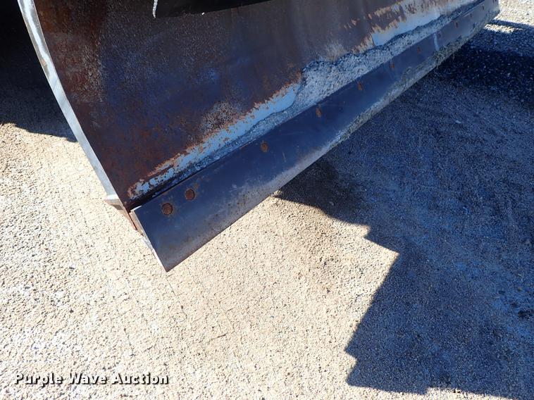 image for item DF1130 1991 International 4900 dump truck