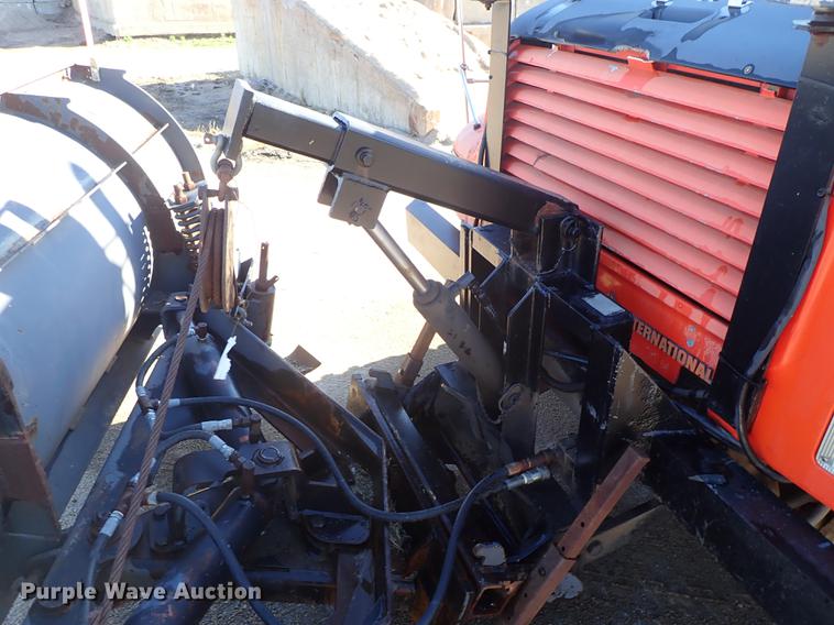 image for item DF1130 1991 International 4900 dump truck