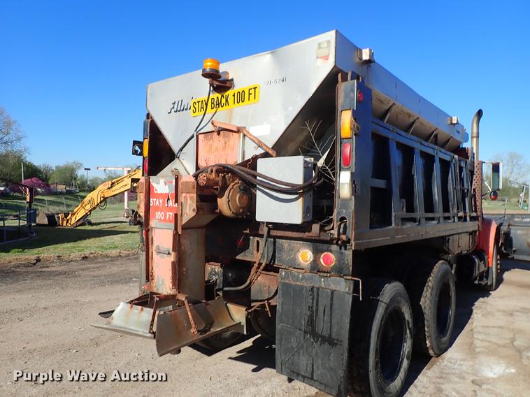 image for item DF1130 1991 International 4900 dump truck