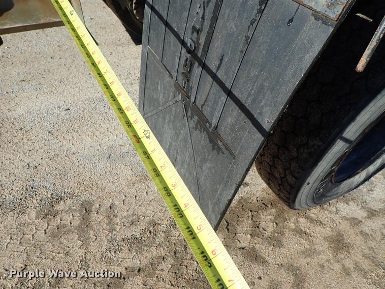 image for item DF1130 1991 International 4900 dump truck