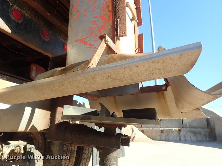 image for item DF1130 1991 International 4900 dump truck