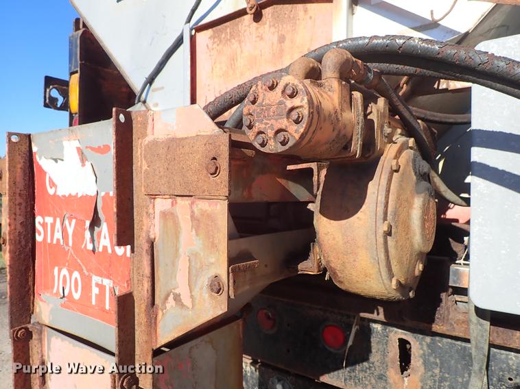 image for item DF1130 1991 International 4900 dump truck