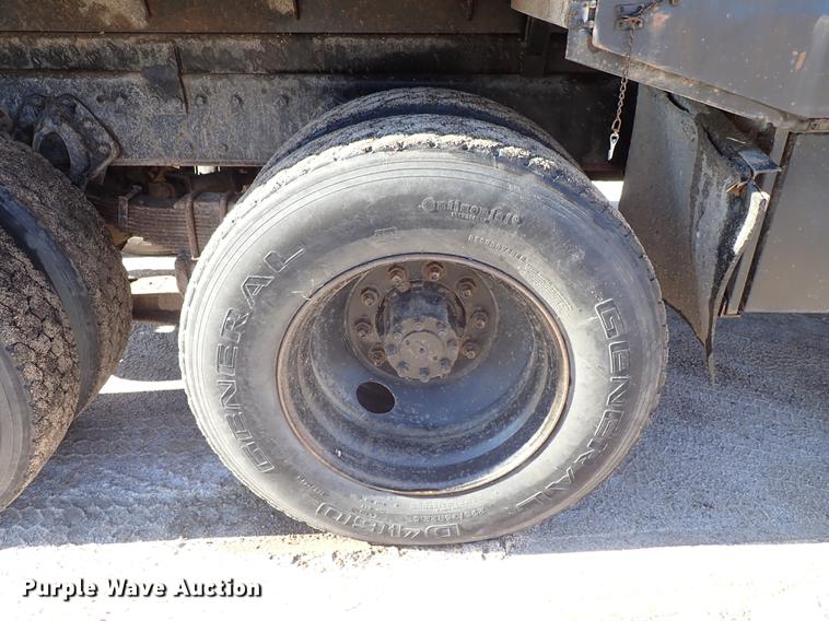 image for item DF1130 1991 International 4900 dump truck