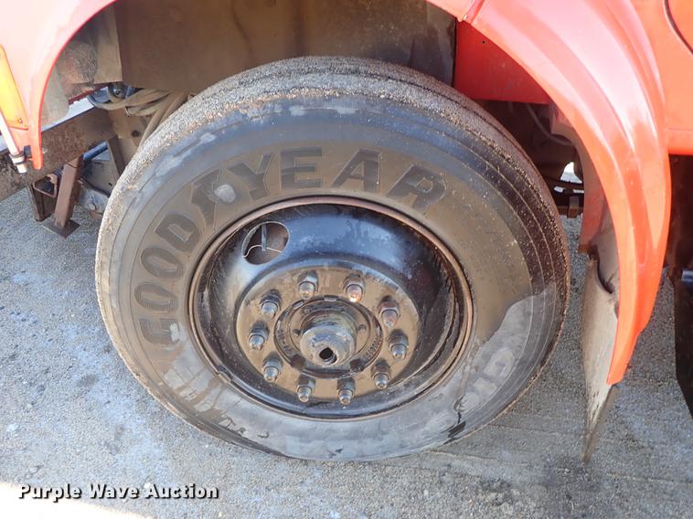 image for item DF1130 1991 International 4900 dump truck