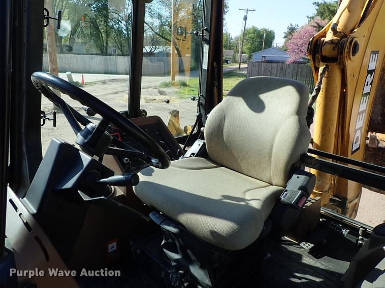 image for item DF1166 1997 John Deere 310E backhoe