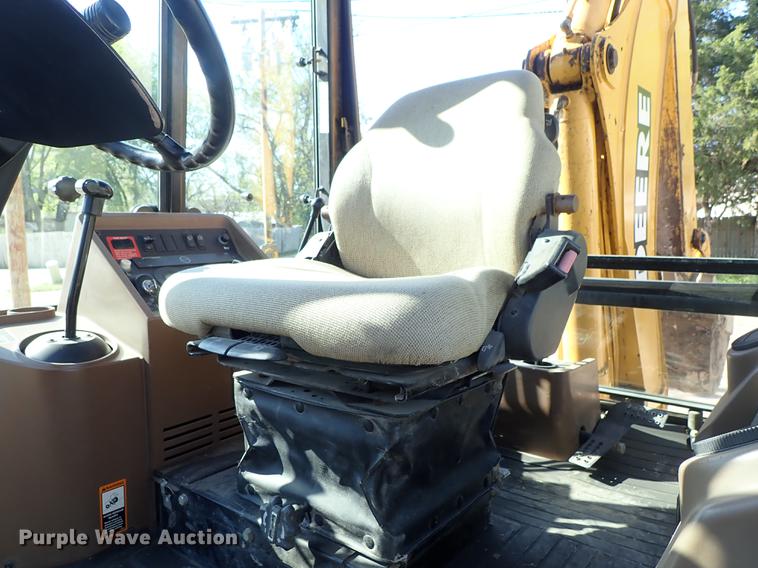 image for item DF1166 1997 John Deere 310E backhoe