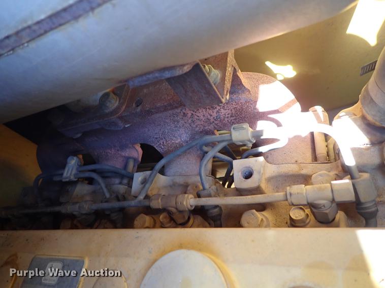 image for item DF1166 1997 John Deere 310E backhoe