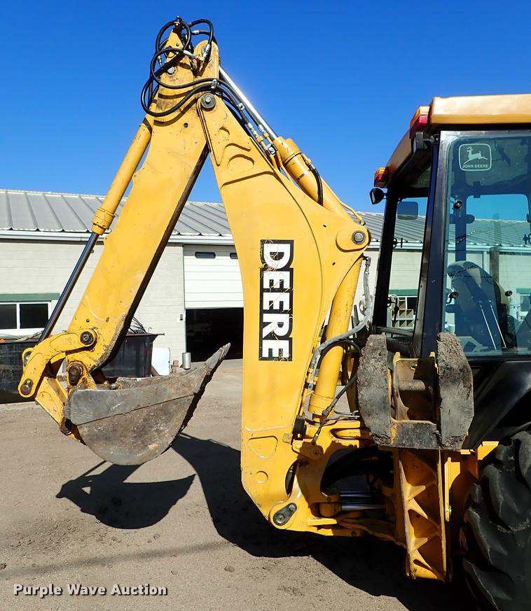 image for item DF1166 1997 John Deere 310E backhoe