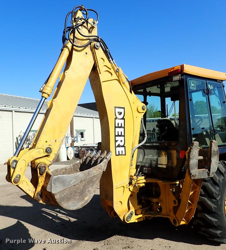 image for item DF1166 1997 John Deere 310E backhoe