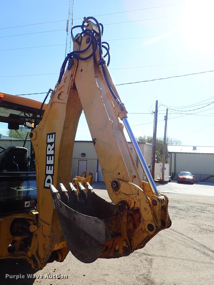 image for item DF1166 1997 John Deere 310E backhoe