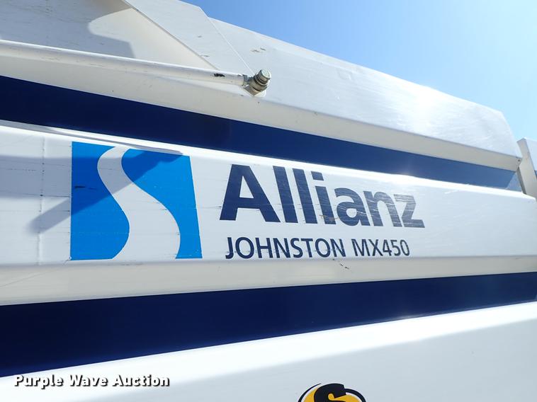 image for item DF1167 2009 Allianz Johnston MX450 street sweeper