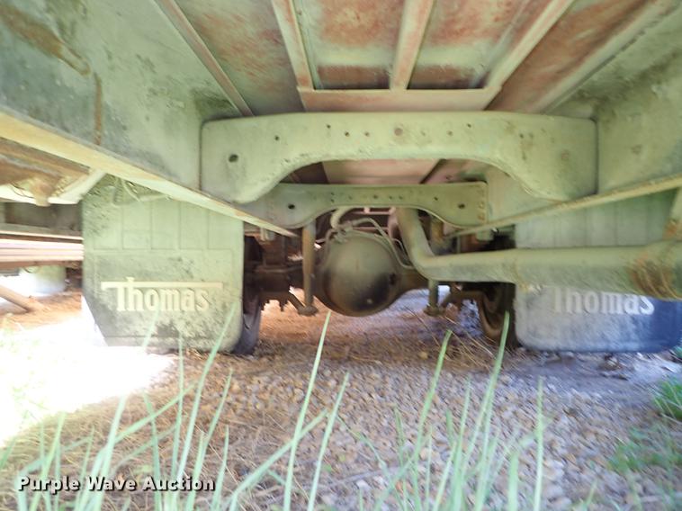 image for item DF1173 1992 Ford B700 school bus