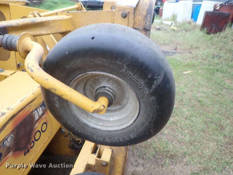 image for item DF1174 Hustler 4500 ZTR lawn mower