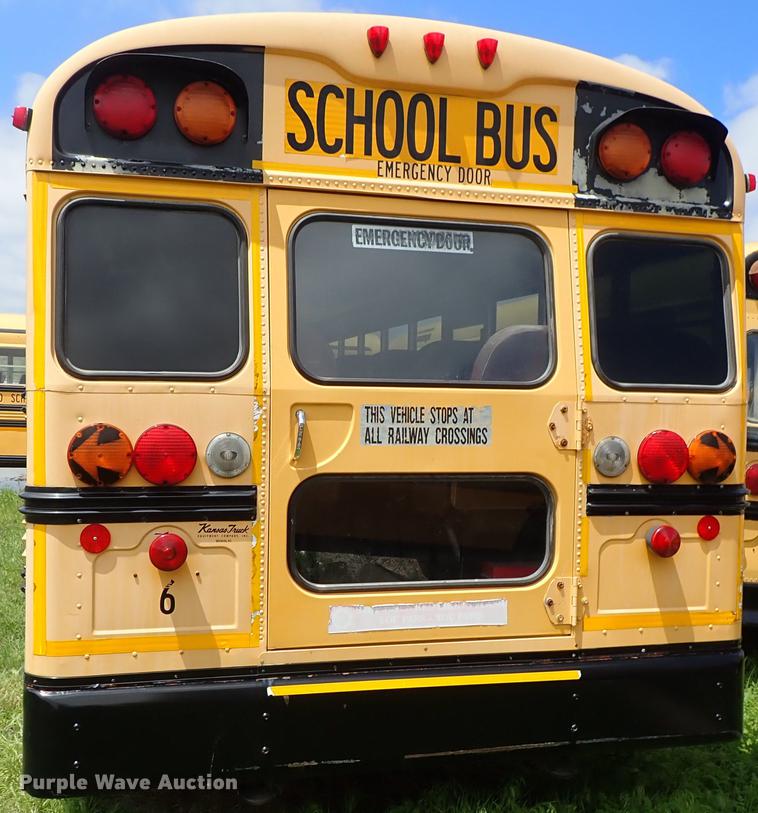 image for item DF1178 2007 Blue Bird All American FE school bus