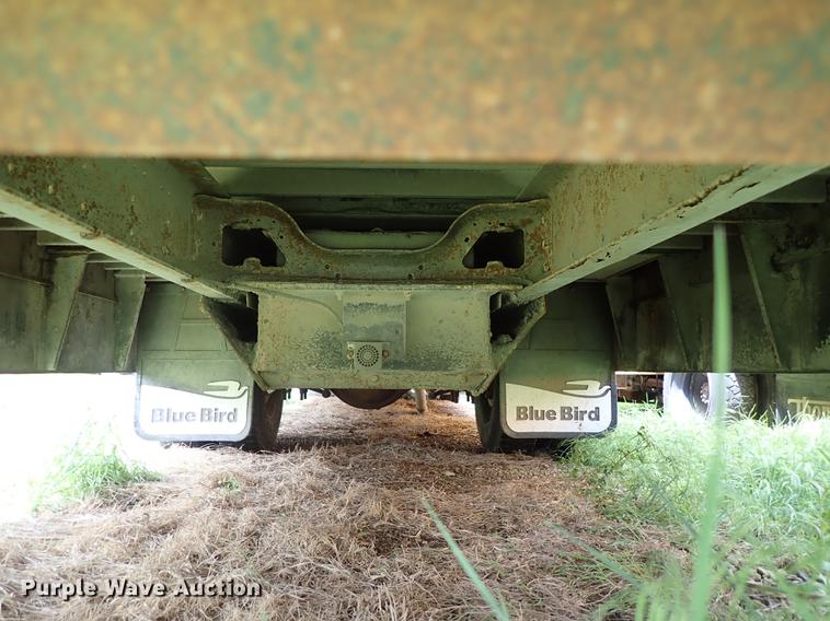 image for item DF1178 2007 Blue Bird All American FE school bus