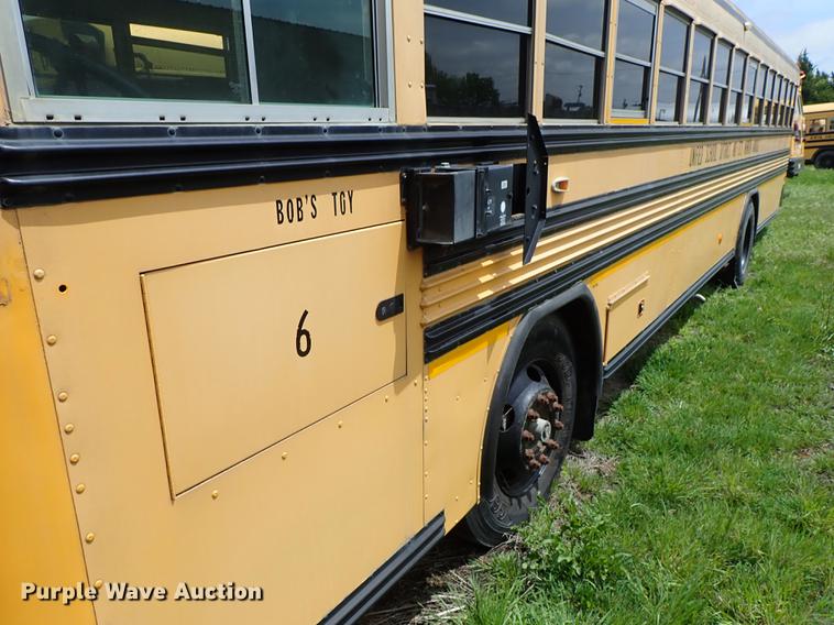 image for item DF1178 2007 Blue Bird All American FE school bus