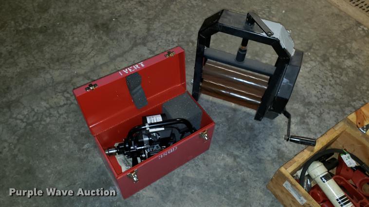 image for item DF3460 Tools