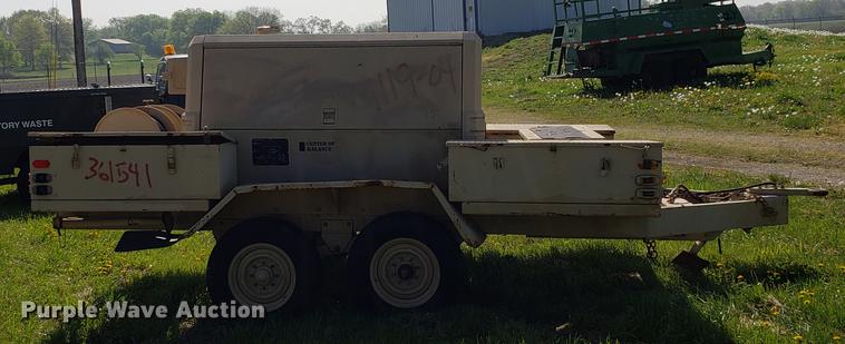 image for item DF3463 Ingersoll Rand P260 air compressor