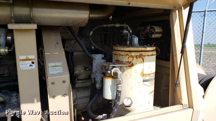 image for item DF3463 Ingersoll Rand P260 air compressor