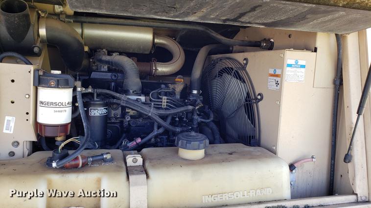 image for item DF3463 Ingersoll Rand P260 air compressor