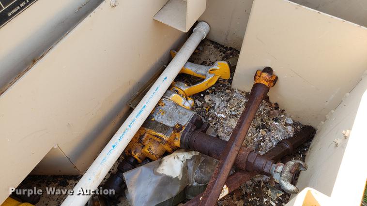 image for item DF3463 Ingersoll Rand P260 air compressor