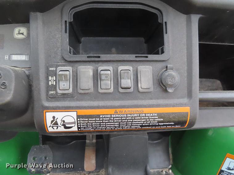image for item DF7706 2012 John Deere 625i Gator utility vehicle