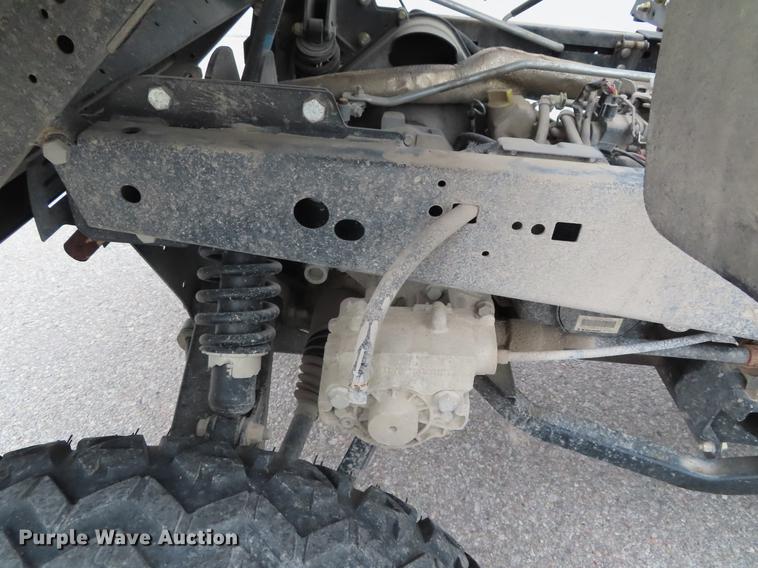 image for item DF7706 2012 John Deere 625i Gator utility vehicle