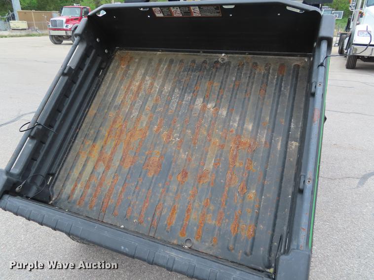 image for item DF7706 2012 John Deere 625i Gator utility vehicle