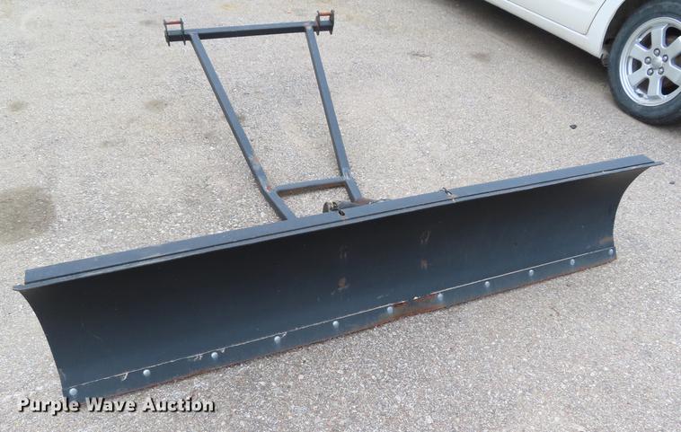 image for item DF7706 2012 John Deere 625i Gator utility vehicle