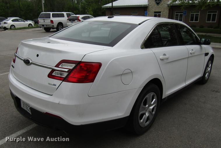 image for item DF7998 2015 Ford Taurus Police Interceptor