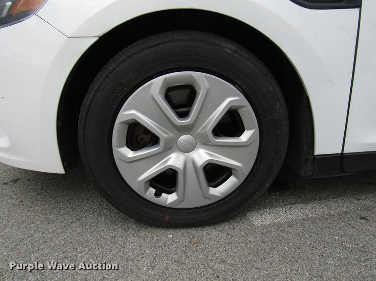 image for item DF7998 2015 Ford Taurus Police Interceptor