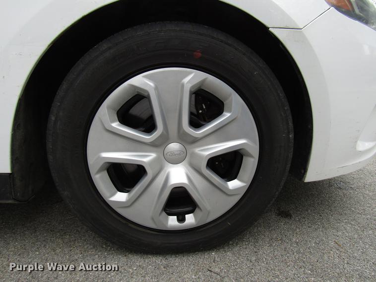 image for item DF7998 2015 Ford Taurus Police Interceptor