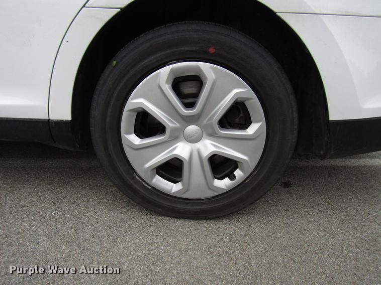 image for item DF7998 2015 Ford Taurus Police Interceptor