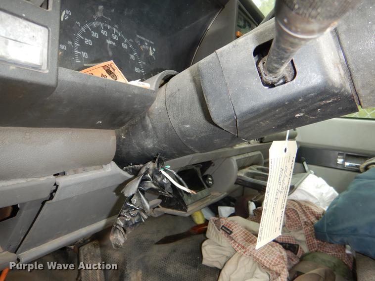 image for item DG0934 1994 GMC Sierra C1500 pickup truck