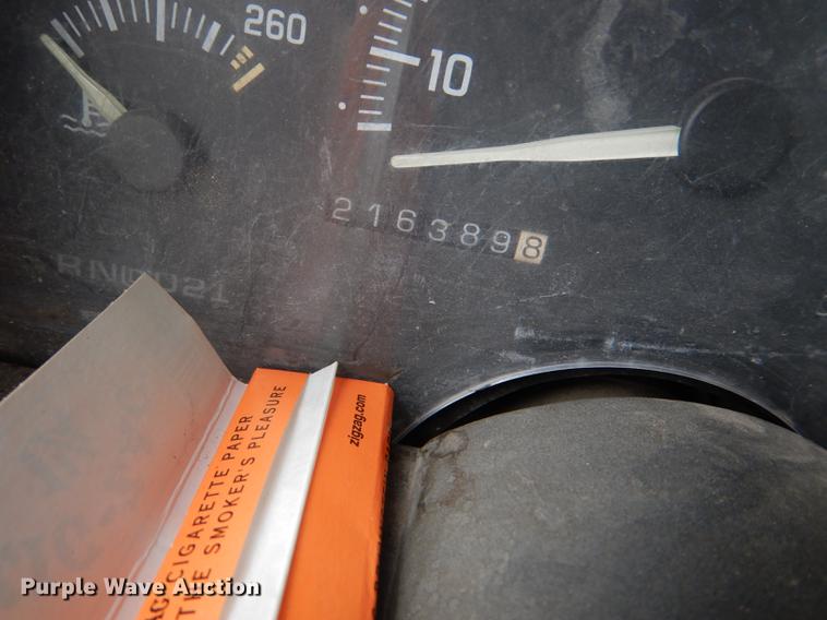 image for item DG0934 1994 GMC Sierra C1500 pickup truck