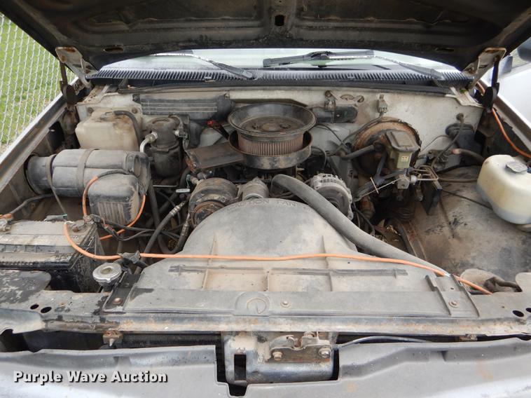 image for item DG0934 1994 GMC Sierra C1500 pickup truck