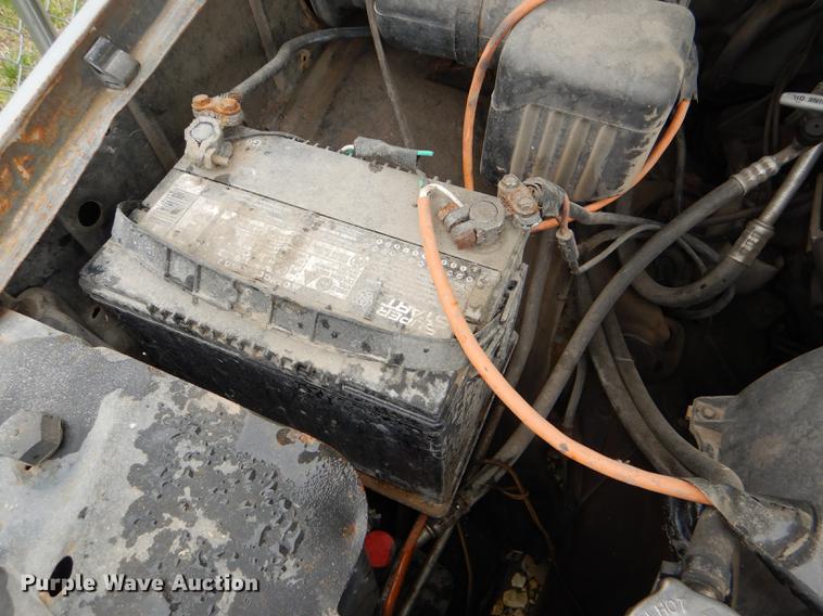 image for item DG0934 1994 GMC Sierra C1500 pickup truck