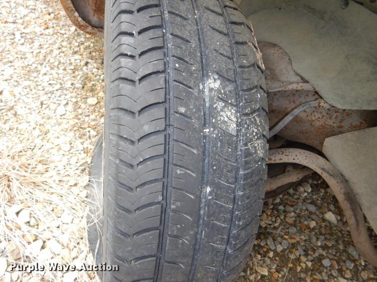 image for item DG0934 1994 GMC Sierra C1500 pickup truck