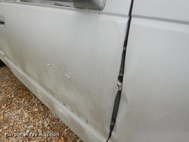 image for item DG0934 1994 GMC Sierra C1500 pickup truck