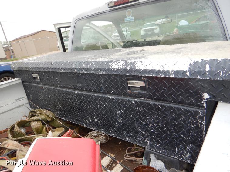 image for item DG0934 1994 GMC Sierra C1500 pickup truck