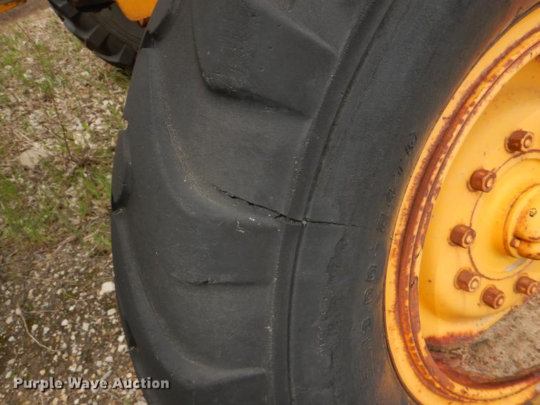 image for item DG0971 1978 John Deere 570A motor grader