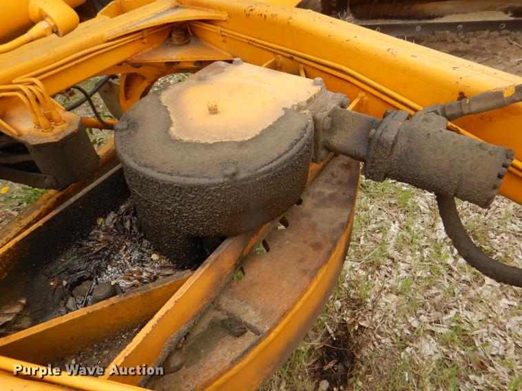 image for item DG0971 1978 John Deere 570A motor grader