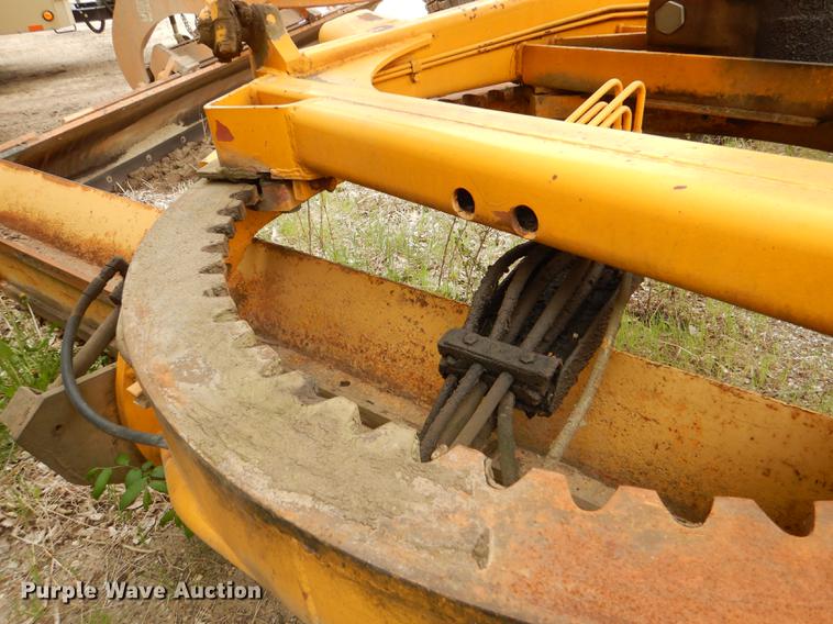 image for item DG0971 1978 John Deere 570A motor grader