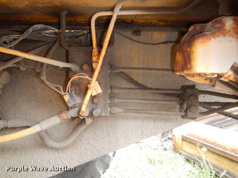 image for item DG0971 1978 John Deere 570A motor grader